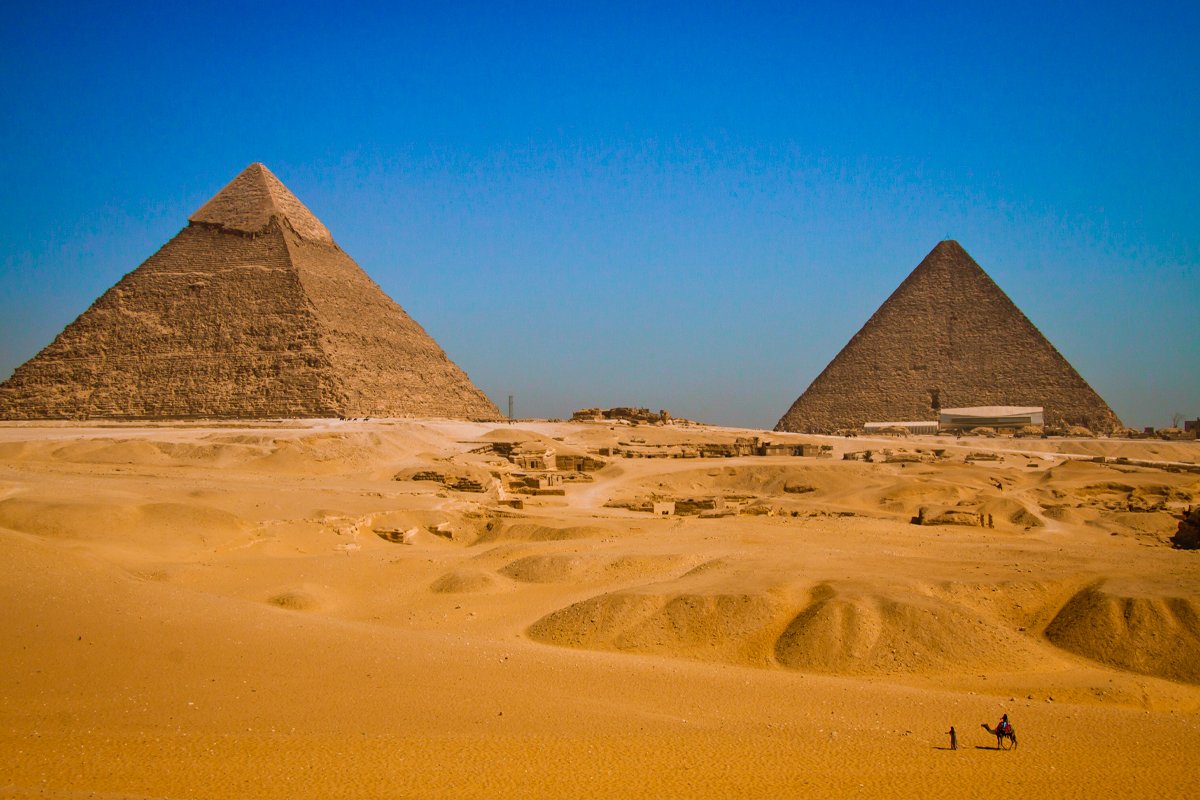 Half a Day at the Pyramid - gallery photo 2